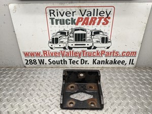 Used Engine Mount (Stock #P-9452)) Part Image