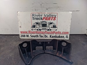 Used Engine Mount (Stock #P-8040)) Part Image