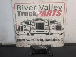 Used Engine Mount (Stock #P-11789)) Part Image