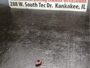 Used Engine Mount (Stock #P-8640)) Part Image