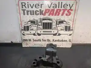 Used Engine Mount (Stock #P-12176)) Part Image