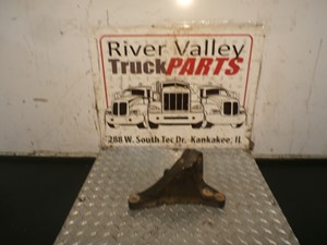 Used Engine Mount (Stock #P-5162)) Part Image
