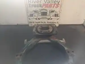 Used Engine Mount (Stock #P-11621)) Part Image