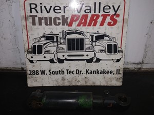 Used Fork (Stock #P-7270)) Part Image