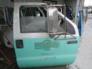 Used 2002 Ford F650 Door Image