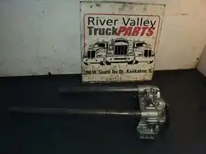 Used PACCAR MX-13 EPA 17 Oil Pump (Stock #P-13810)) Part Image