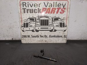 Used Universal Caterpillar 3208 Injector (Stock #P-10804)) Part Image
