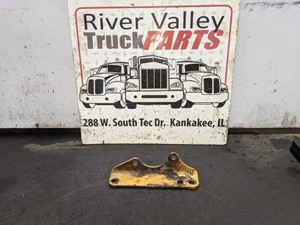Used Universal Caterpillar Bracket (Stock #P-10600)) Part Image