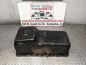 Used Universal Ford 7.3 POWER STROKE Oil Pan (Stock #P-10720)) Part Image