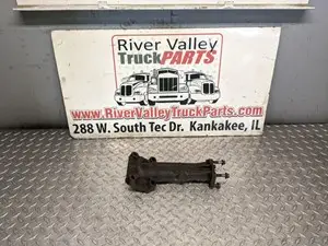 Used Universal Mack E7-350 Engine Misc Part (Stock #P-11700)) Part Image
