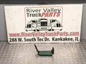Used Universal Bracket (Stock #P-12819)) Part Image