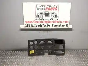 Used Universal Instrument Cluster (Stock #P-12124)) Part Image