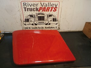 Used Universal Peterbilt 386 Cab Fairing Image