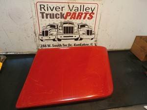 Used Universal Peterbilt 386 Cab Fairing Image