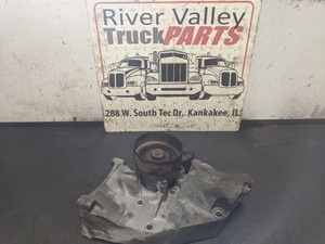 Used Universal UNIVERSAL Universal Bracket (Stock #P-10854)) Part Image