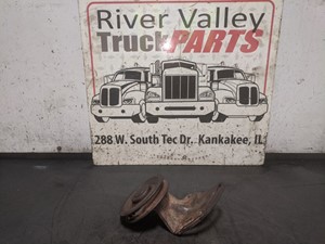 Used Universal UNIVERSAL Universal Bracket (Stock #P-10803)) Part Image