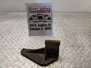 Used 1999 International 9200 Bracket (Stock #240376-18)) Part Image