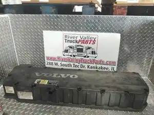 Used 1999 Volvo VE D12 Valve Cover (Stock #230709-32)) Part Image