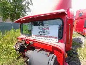 Used 2000 International 9400 Cab (Stock #230256-1)) Part Image