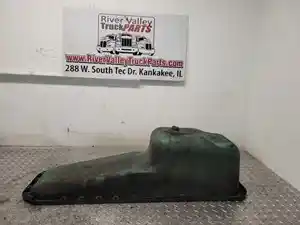 Used 2000 Volvo VE D7 Oil Pan (Stock #200205-13)) Part Image