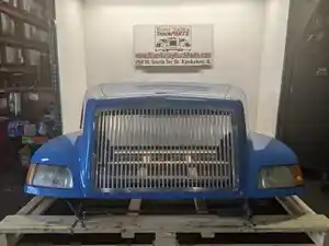 Used 2000 Volvo VNL Hood (Stock #240461-8)) Part Image