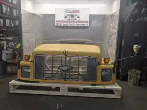 Used 2001 Chevrolet B7000 Hood (Stock #240592-2)) Part Image