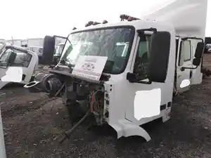 Used 2005 Volvo VNM Cab (Stock #250363-2)) Part Image