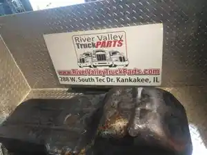 Used 2007 Mack E7 Oil Pan (Stock #240339-25)) Part Image