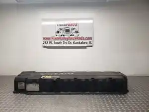 Used 2007 Volvo VE D12 Valve Cover (Stock #240251-12)) Part Image