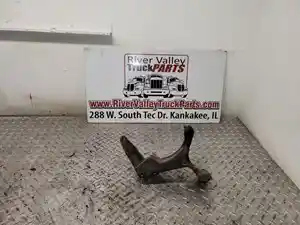 Used 2007 Volvo VNM Engine Mount (Stock #210607-32)) Part Image