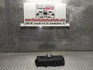 Used 2008 International A200 Valve Cover (Stock #230617-29)) Part Image