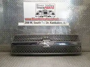 Used 2009 Chevrolet C5500 Grille (Stock #250556-6)) Part Image