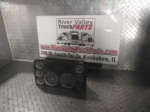 Used 2010 Kenworth T2000 Instrument Cluster Image