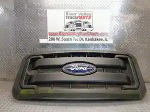 Used 2012 Ford F-550 Grille (Stock #260309-3)) Part Image