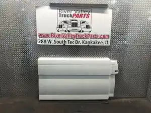 Used 2014 Volvo VNL Tank Fairing (Stock #250372-4)) Part Image