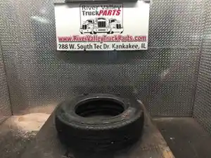 Used 2014 215/75R17.5 Yokohama Tire (Stock #250598-9)) Part Image