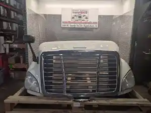 New and Used Semi Truck Parts within United States P.399 For Sale
