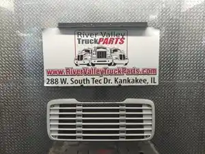 Used 2014 Freightliner M2 106 Grille (Stock #250222-3)) Part Image
