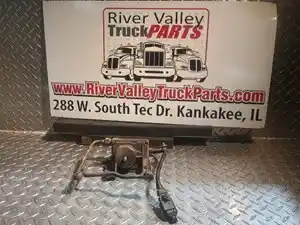 Used 2015 Detroit DD13 Engine Misc Part (Stock #240064-28)) Part Image