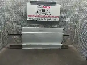Used 2015 Freightliner Cascadia 125 Tank Fairing (Stock #250076-3)) Part Image