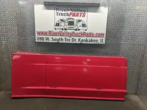 Used 2015 Freightliner Cascadia 125 Tank Fairing (Stock #240424-8)) Part Image