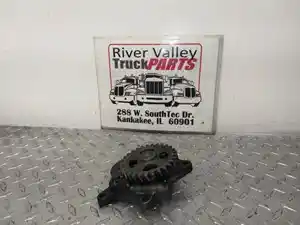 Used 2015 Isuzu 4HK1-TC Oil Pump (Stock #230497-22)) Part Image