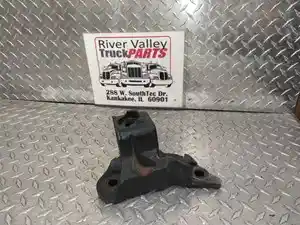 Used 2016 Peterbilt 579 Engine Mount Image