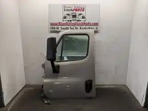 Used 2017 Freightliner Cascadia 125 Door (Stock #240366-2)) Part Image