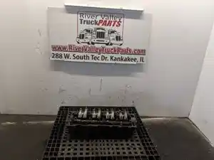 Used 2018 Isuzu 4HK1-TC Head (Stock #230533-9)) Part Image
