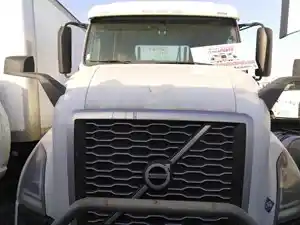 Used 2020 Volvo VNL Hood (Stock #260069-3)) Part Image