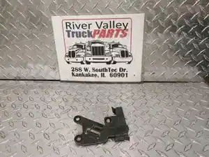 Used Bracket (Stock #P-1014915)) Part Image