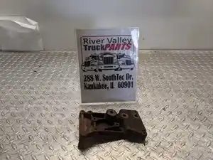 Used Bracket (Stock #P-100719)) Part Image