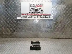 Used Bracket (Stock #P-1014724)) Part Image