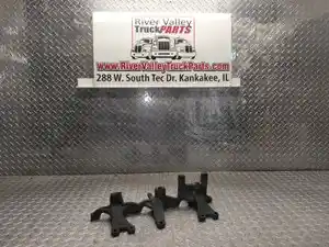 Used Bracket (Stock #P-1014031)) Part Image
